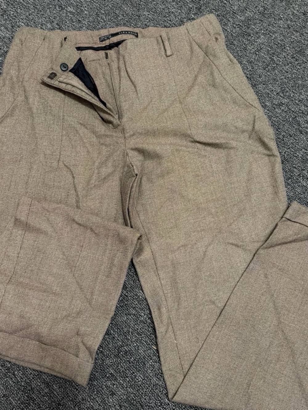 Zara Women's Straight-Leg Trousers in Light Brown